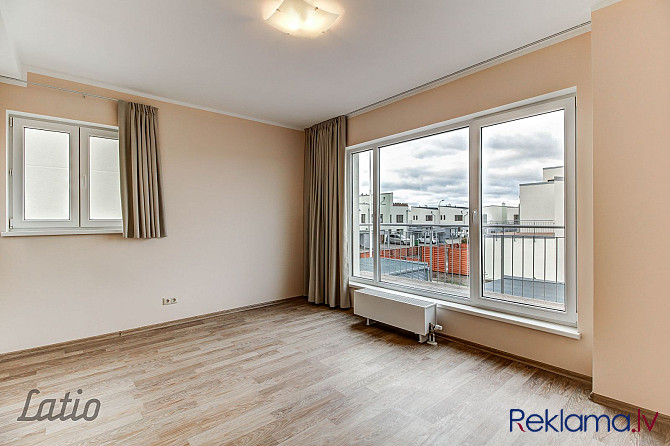 Ilgtermiņa īrei tiek piedāvāta rindumājas daļa- daļēji mēbelēti apartamenti.
Pilsētas Rīgas rajons - foto 3