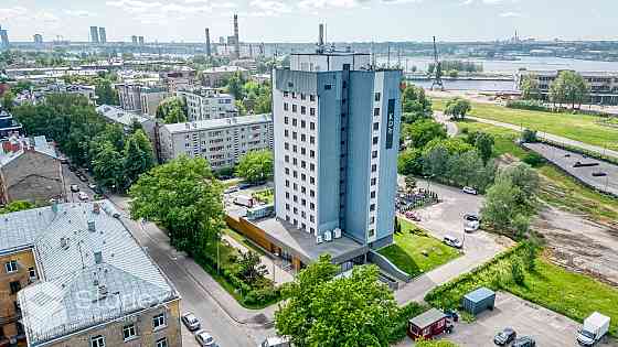 Предлагается к покупке квартира в недавно отремонтированном доме с великолепным Рига