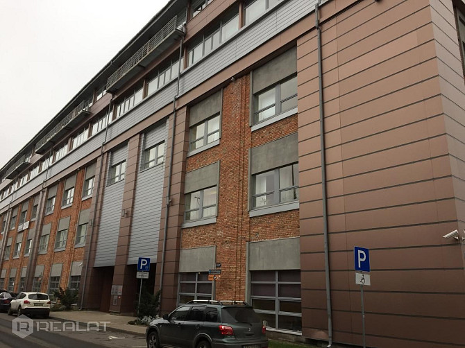 Nomai tiek piedāvātas augstvērtīgas biroju telpas no 50 līdz 1300 m2 .Telpas ir gan izolētas Rīga - foto 14