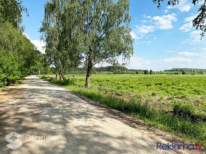 Pārdod zemes gabalu ar platību 4112 m2 Rīgā, Šampēterī. Zemes gabals lielākoties ir Rīgas rajons - foto 13