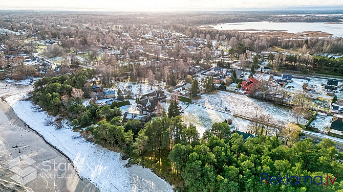 Izsmalcinātā māja, ko piedāvājam iegādāties Berģos, iekļauj sevī augstākās klases Rīga - foto 13