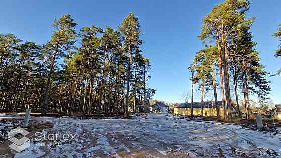 Iznomā Mežgaļu skolas ēku ar kopējo platību 1260 m2 un 70 telpām ēkas 3 stāvos. Pirmajā stāvā atroda Bauska un Bauskas novads