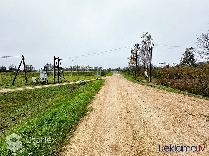 Pārdod 1/2 domājamo daļu jeb 2.03 ha no zemes gabala ar kopējo platību 4.06 ha Ādažos blakus Ādažu novads - foto 8