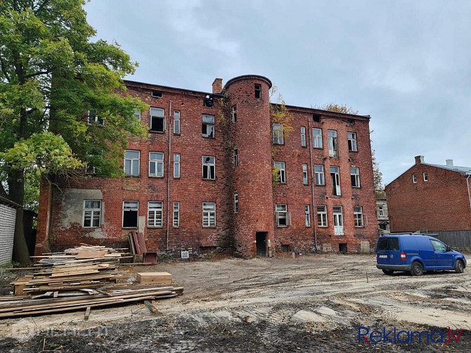 Māja atrodas meitas uzņēmuma īpašumā, un tiek pārdota kā SIA kapitāldaļas. Rīga - foto 4