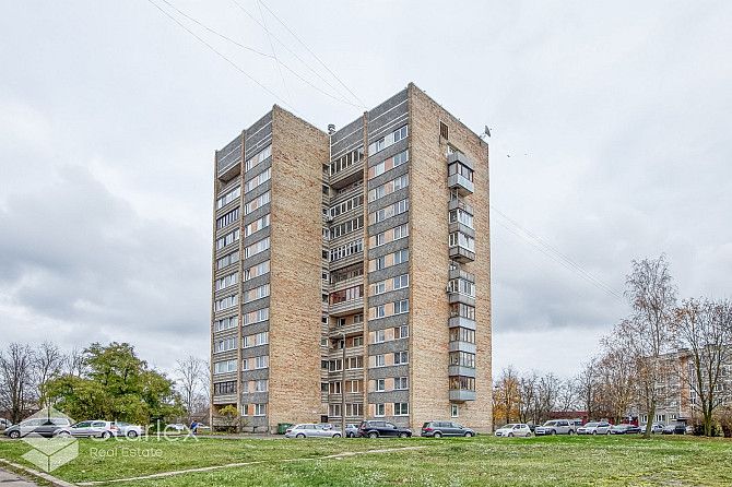 Ķengaragā tiek pārdots 3-istabu, saulains, mājīgs dzīvoklis čehu projekta 8. stāvā. Māja Rīga - foto 14