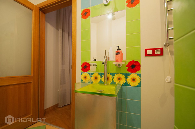 Īrei pieejams saulains un mājīgs 4 istabu dzīvoklis Rīgas Klusajā centrā, prestižajā kompleksā Centr Рига - изображение 17