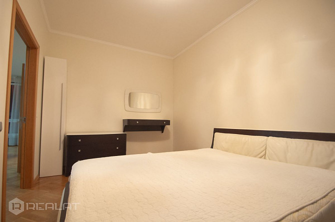 Īrei pieejams saulains un mājīgs 4 istabu dzīvoklis Rīgas Klusajā centrā, prestižajā kompleksā Centr Рига - изображение 13