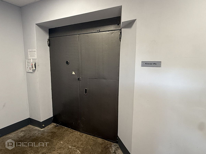 Iznomā  telpas 750 m2. platībā.   + 2. stāvs  + Kravas lifts 2.5 t.  + Stratēģiski izdevīgā vietā ,  Рига - изображение 9