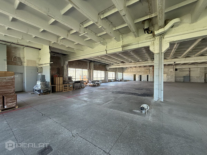 Iznomā  telpas 750 m2. platībā.   + 2. stāvs  + Kravas lifts 2.5 t.  + Stratēģiski izdevīgā vietā ,  Рига - изображение 13