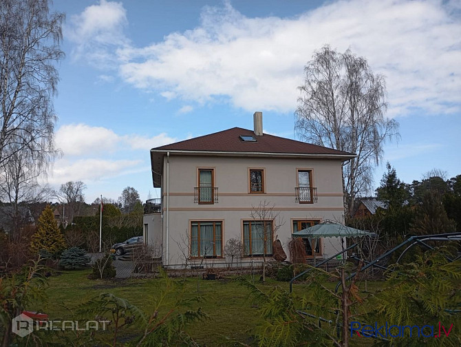 Tiek pārdota skaista un plaša māja Jūrmalā, Asaros, 200 m no pludmales  - Labs plānojums Jūrmala - foto 1