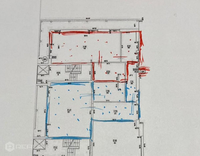 Pārdodu dzīvokli mājā ar renovētu fasādi un kāpņu telpu. Ir vērtējums par 252 000 EUR. Kluss, silts  Рига - изображение 16