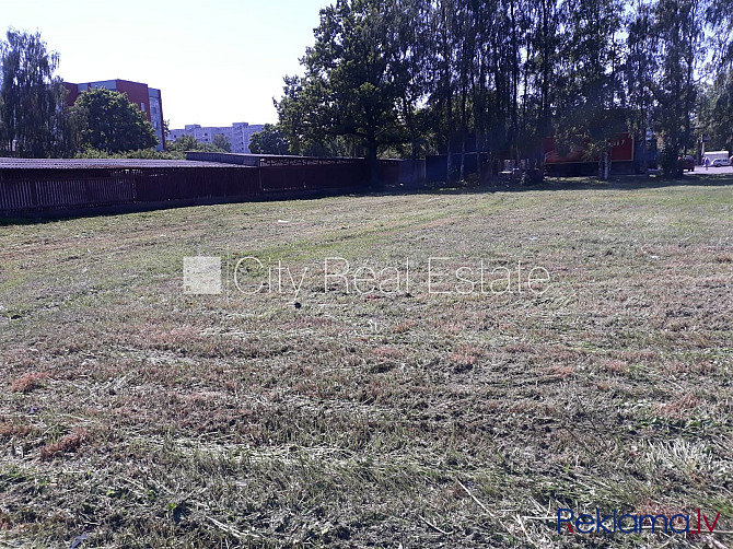 Jaunceltne, fasādes māja, labiekārtots apzaļumots pagalms, pazemes autostāvvieta, pagalmā Jūrmala - foto 18