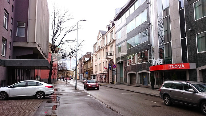 Jaunceltne, fasādes māja, labiekārtots apzaļumots pagalms, pazemes autostāvvieta, pagalmā Jūrmala - foto 17