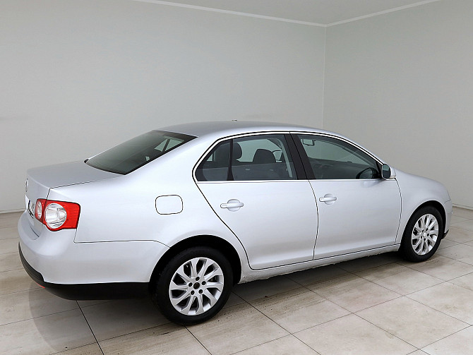 Volkswagen Jetta Comfortline ATM 1.6 75kW Tallina - foto 3