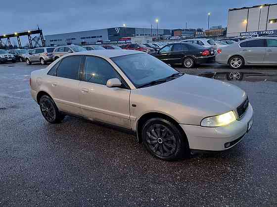 Audi A4 Comfortline Facelift 1.6 74kW Tallina