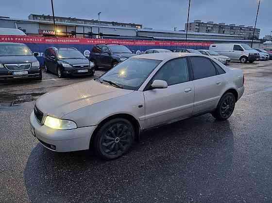 Audi A4 Comfortline Facelift 1.6 74kW Tallina