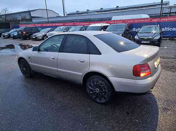 Audi A4 Comfortline Facelift 1.6 74kW Tallina