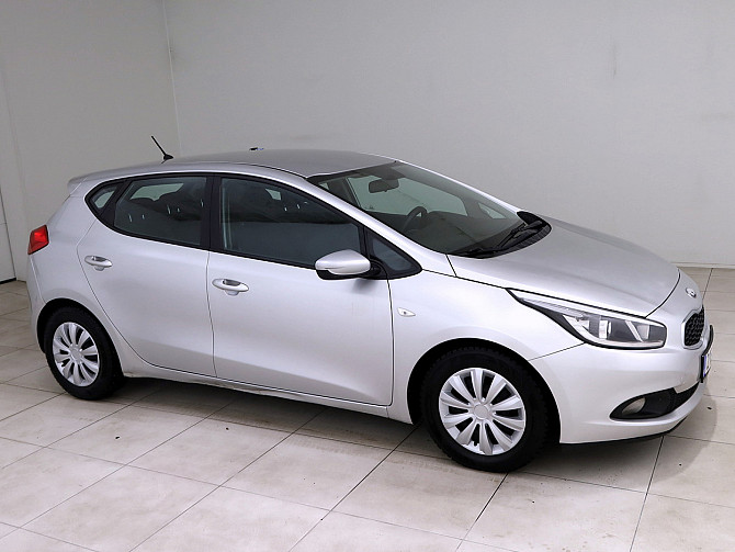 Kia Ceed Elegance 1.4 CRDi 66kW Tallina - foto 1