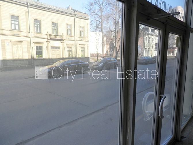 Jaunceltne, slēgts pagalms, līdz tuvākajai autostāvvietai 70 m, ieeja no pagalma, cokolstāvs, Rīga - foto 12