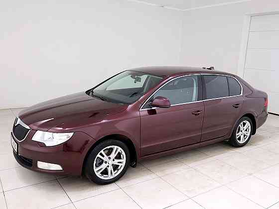 Skoda Superb Comfortline 1.8 118kW Tallina