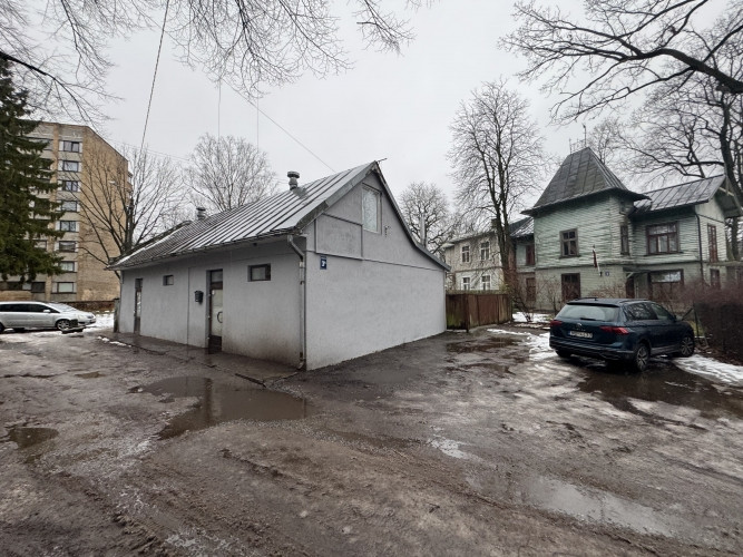 Atsevišķi stāvošā ēka un zemes gabals Āgenskalnā.  + Būves kopējā platība 100.8 m2; + Zemes gabala k Рига - изображение 2