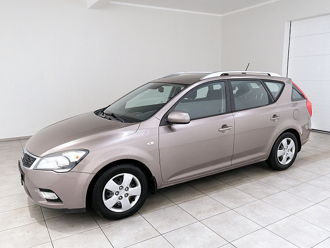 Kia Ceed Elegance Facelift 1.6 93kW Tallina - foto 2