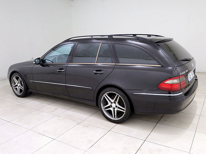 Mercedes-Benz E 320 Avantgarde Facelift ATM 3.0 CDI 165kW Tallina - foto 4