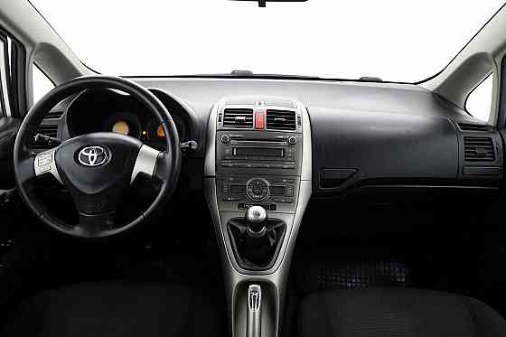 Toyota Auris Linea Sol 1.6 91kW Tallina