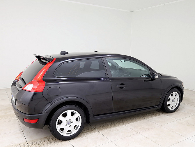 Volvo C30 Momentum 2.0 D4 100kW Таллин - изображение 3