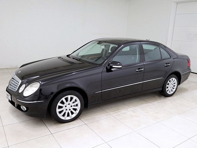 Mercedes-Benz E 200 Elegance Facelift ATM 1.8 135kW Tallina - foto 2