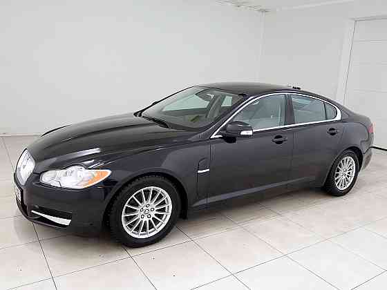 Jaguar XF Luxury 2.7 JTD 152kW Tallina