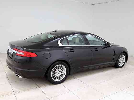 Jaguar XF Luxury 2.7 JTD 152kW Tallina