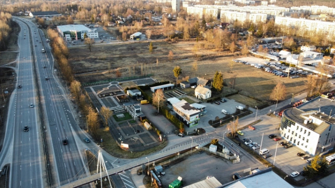 Zemes gabals K. Ulmaņa gatves pirmajā līnijā! Nomai tiek piedāvāts zemes gabals ar kopējo Rīga - foto 4