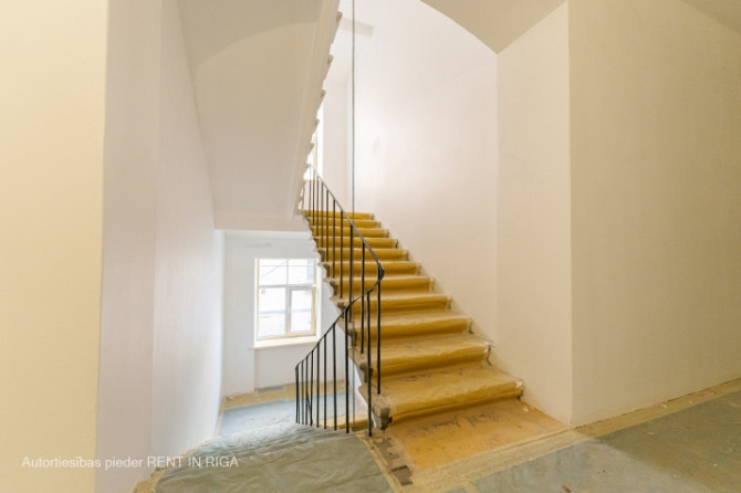 Piedāvājumā dzīvokļi Rīgas centrā. Īpašumam divas ēkas fasādes un pagalma.  Divu istabu dzīvoklis ar Рига - изображение 11