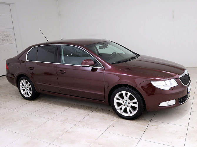 Skoda Superb Comfortline ATM 1.8 118kW Tallina - foto 1