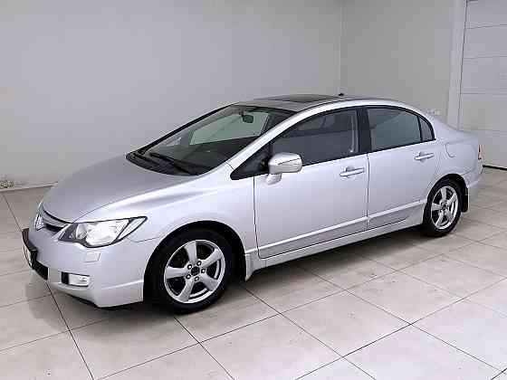 Honda Civic Elegance 1.8 103kW Tallina