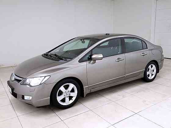 Honda Civic Elegance 1.8 103kW Tallina