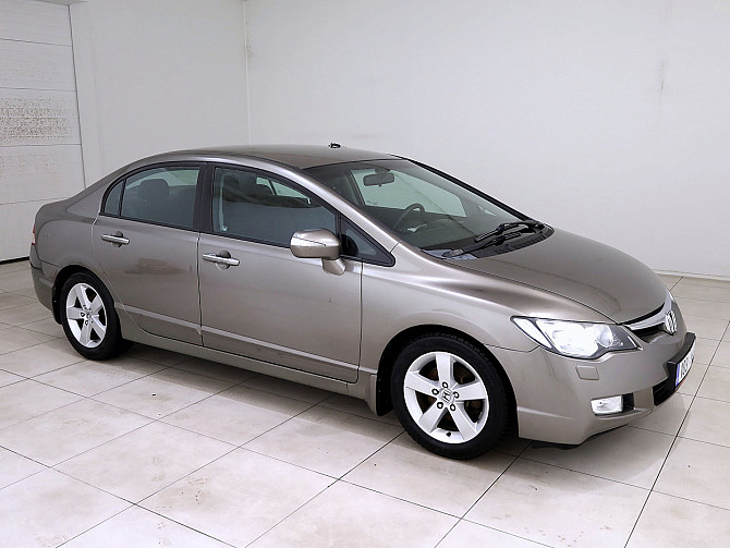 Honda Civic Elegance 1.8 103kW Tallina - foto 1