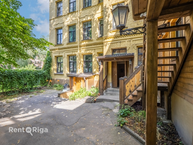 Piedāvājumā namīpašums A. Čaka ielā 99 - pie paša Ziedoņdārza!  Īpašums sastāv no Rīga - foto 13