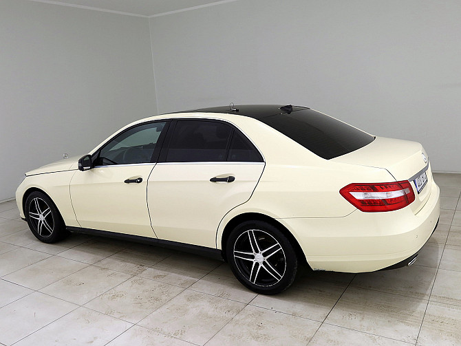 Mercedes-Benz E 200 Luxury ATM 1.8 120kW Таллин - изображение 4