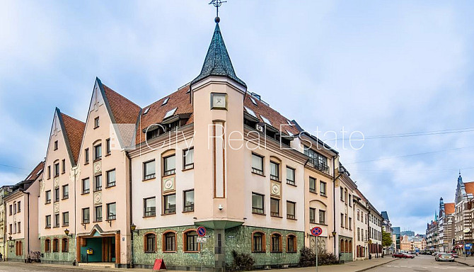 Fasādes māja, renovēta māja, slēgta teritorija, luksuss apartamenti , ir lifts, kāpņu telpa Rīga - foto 7