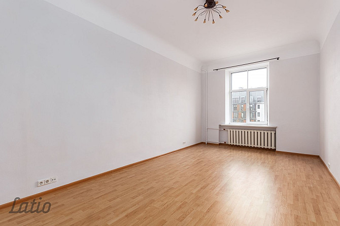 Plašs 4 istabu dzīvoklis Klusajā centrā  eleganta dzīvesvieta vai stabils ieguldījums! Rīga - foto 14
