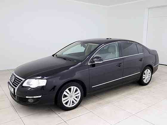 Volkswagen Passat Highline ATM 1.8 118kW Таллин