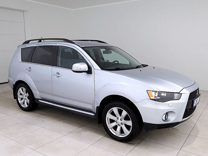 Mitsubishi Outlander Facelift LPG ATM 2.4 125kW Tallina - foto 1