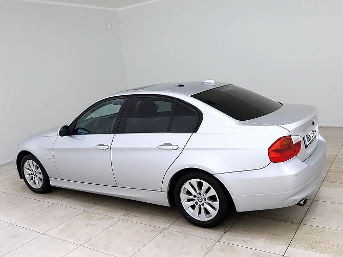 BMW 320 Executive ATM 2.0 110kW Таллин - изображение 4