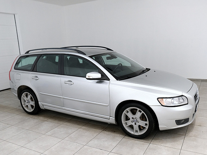 Volvo V50 Summum Facelift ATM 2.0 D4 100kW Tallina - foto 1