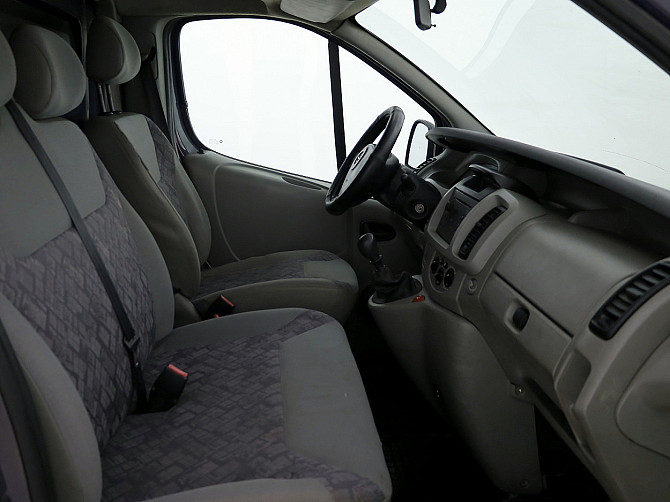 Opel Vivaro Van Long 2.5 CDTi 99kW Таллин - изображение 6