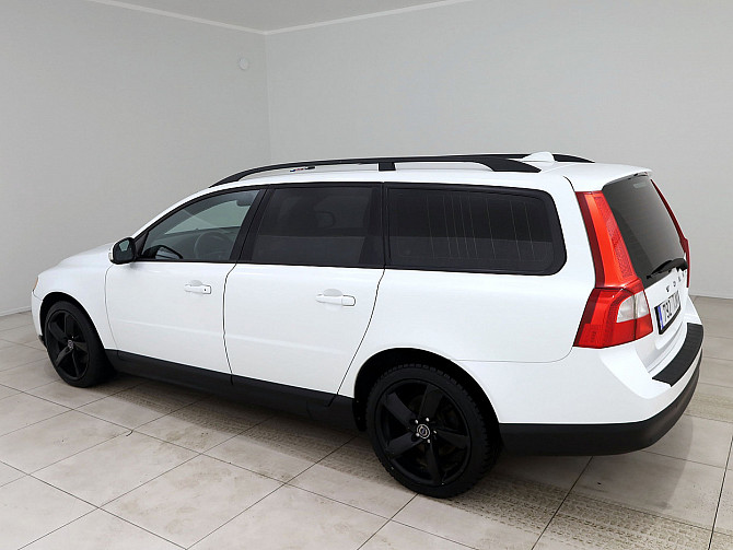 Volvo V70 Summum Facelift ATM 2.4 D5 129kW Tallina - foto 4