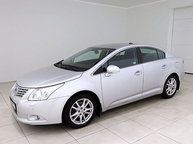 Toyota Avensis Linea Sol ATM 2.0 112kW Tallina - foto 2