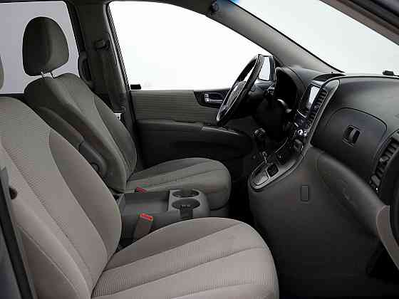 Kia Carnival Comfort ATM 2.9 CRDi 136kW Таллин